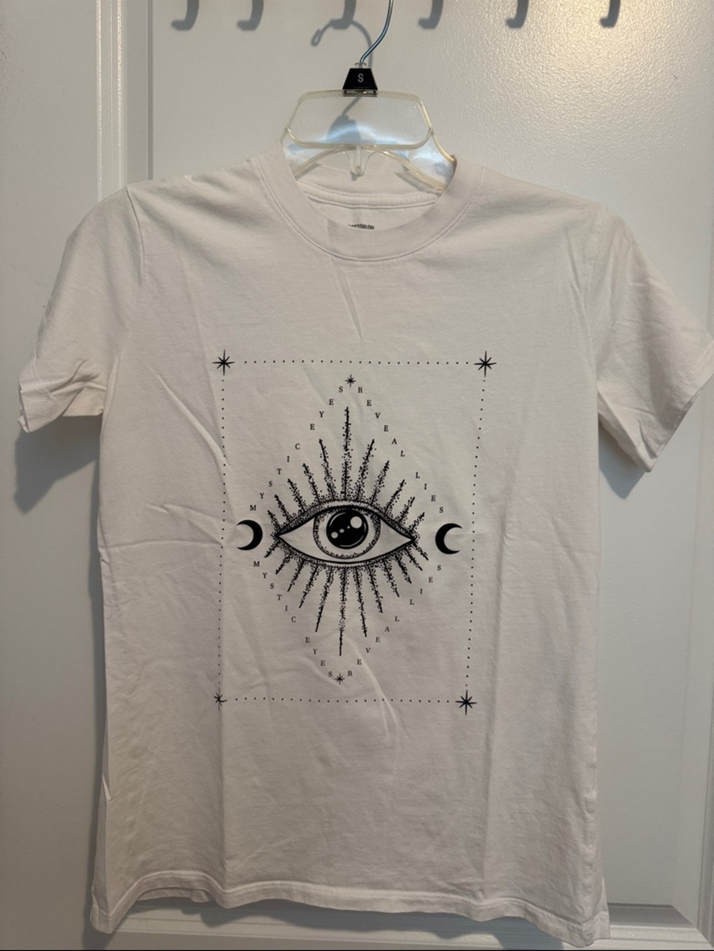 Cotton On White Graphic Eye Tee - Short Sleeve